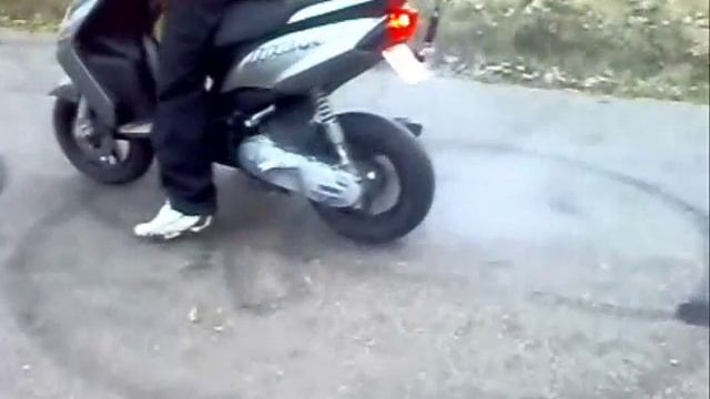 yamaha jog RR 70/ceranów смотреть онлайн