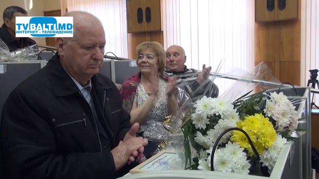 Чествование золотых и бриллиантовых юбиляров в Бельцах 17 12 19 смотреть онлайн