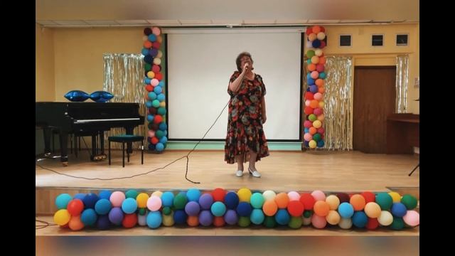 Время жить. Онлайн концерт от Рогозиной Ларисы, жительницы района Царицыно. смотреть онлайн