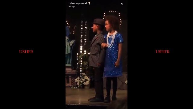Usher Snaps His Sons Performance in Annie смотреть онлайн