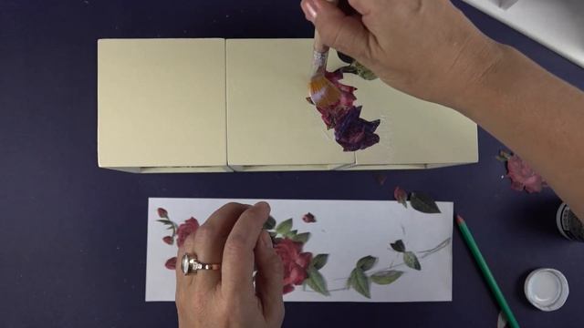 Романтичный декор комода. Декупажный коллаж и роспись жемчугом. Мастер-класс Натальи Удовиной. смотреть онлайн