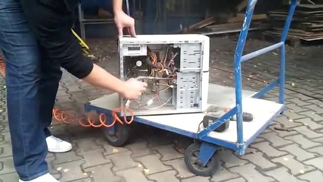 Системный блок и пыль смотреть онлайн