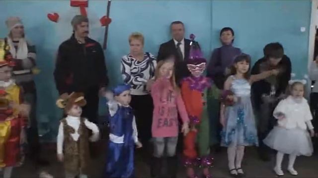 Утренник в ЦДЮТ. Новый год 2012.-1 смотреть онлайн