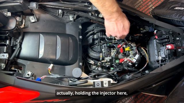 Tuning Aprilia SR GT 125: Montáž válce a řídící jednotky | Assembly of the cylinder and control uni смотреть онлайн
