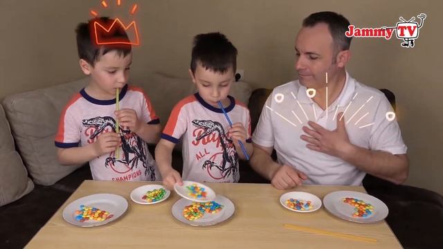 ЧЕЛЛЕНДЖ ПЕРЕКЛАДЫВАЕМ НА ВРЕМЯ КОНФЕТКИ M&Ms ТРУБОЧКОЙ!! | Jammy TV смотреть онлайн