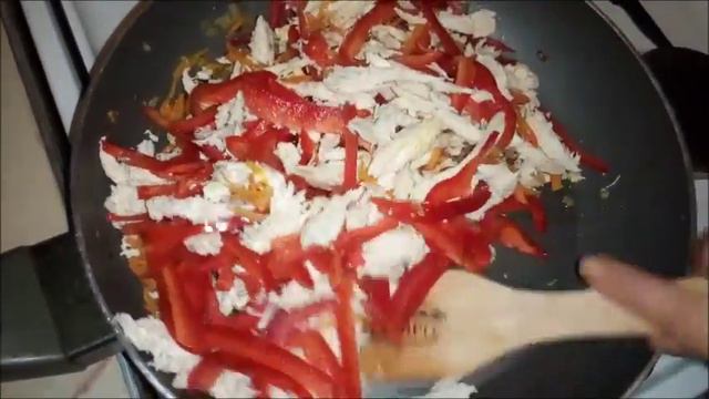 Курица в лаваше смотреть онлайн