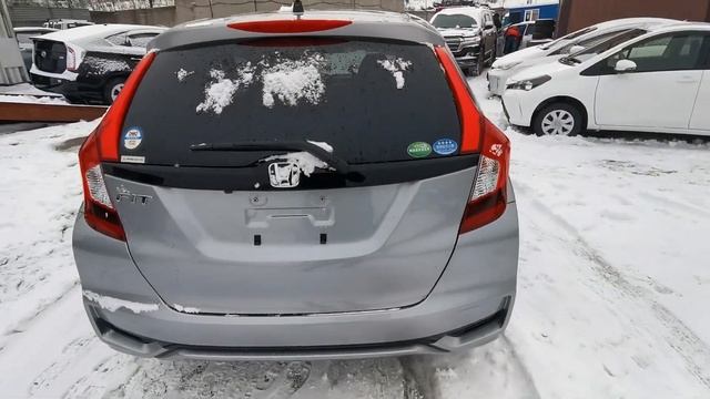КРАТКИЙ ВИДЕООБЗОР HONDA FIT 2018 ГОДА, ДВС 1300 СС, ПРИВОД ПЕРЕДНИЙ смотреть онлайн