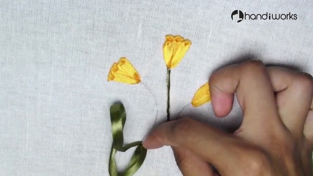Easy Ribbon Embroidery Stitches | Flower Design HandiWorks #38 смотреть онлайн