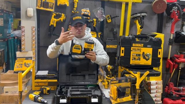 Nivel Laser Dewalt 12v/20v en exteriores DCLE34030GB смотреть онлайн