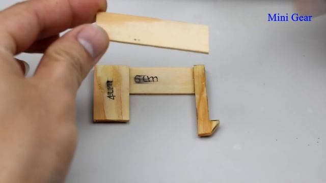 Build a Safe with Combination Digit Number and Card смотреть онлайн