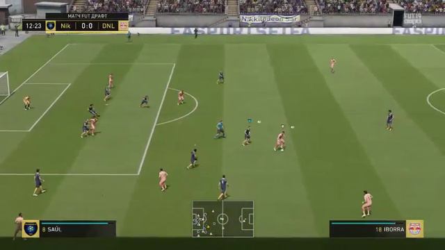 FIFA 19 пробуем себя в ультимэйт тим по возможности принимаем заказ игр для стримов!!!))) смотреть онлайн