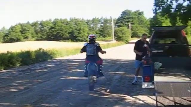 Honda CR250 Take Off смотреть онлайн