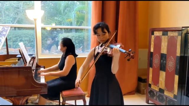 Christina Hanbi Spindler - A.Vivaldi - Four Seasons: Spring (La Primavera) 1st movement смотреть онлайн