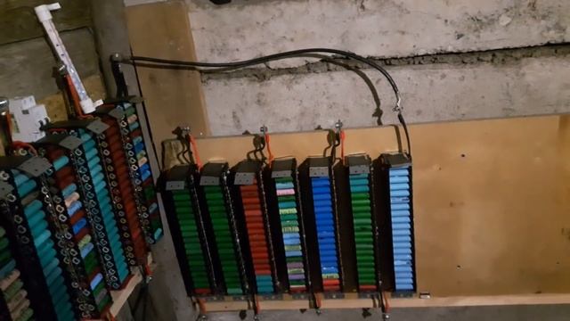 Как сделать и с чего начать собирать своими руками из батареи для ноутбуков - типа 18650 смотреть онлайн