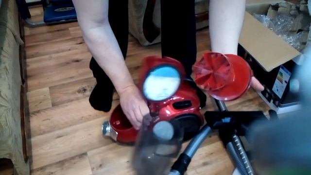 ROWENTA Compact Power Cyclonic Home & Car RO3798EA смотреть онлайн