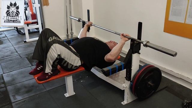 Как жать больше советы от Владимира Филя. Элита России по жиму лёжа в экипировке. смотреть онлайн