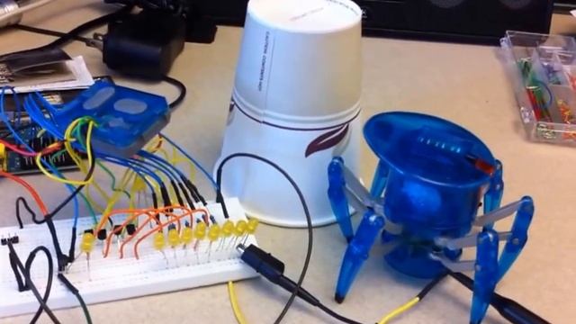Java SE Embedded Robot Playing Cups Pitch Perfect смотреть онлайн
