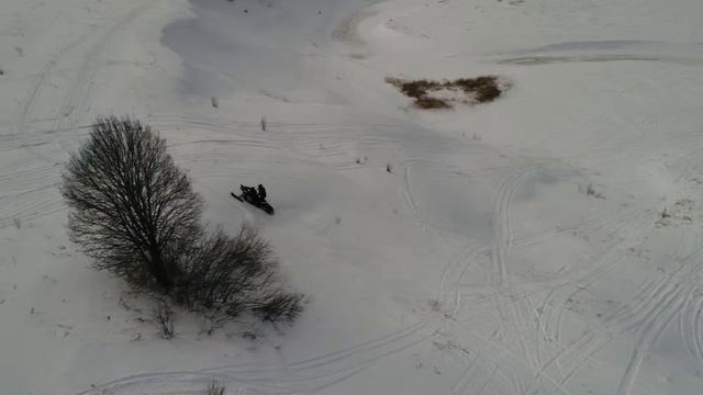 POLARIS SWITCHBACK PRO-R 600 & DJI FANTOM 4 PRO. Оторвались на закрытие сезона смотреть онлайн