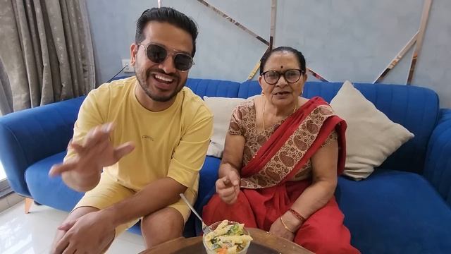 MYRA FIRST HOLI WITH KIDS | BACHO NE KIYA PARESHAN | MANGO FAMILY смотреть онлайн