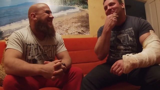 Отрыв бицепса у Мастера Спорта Соловьёва М.В смотреть онлайн