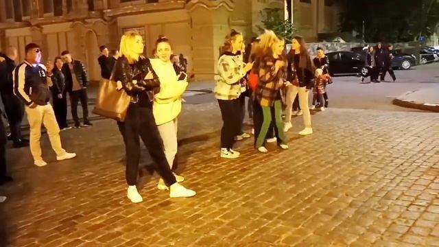 Odessa Одесса Танцы на Дерибасовской Октябрь 2022 смотреть онлайн