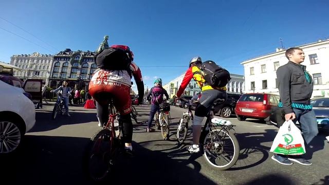 Прогулка по Питеру на велосипеде смотреть онлайн