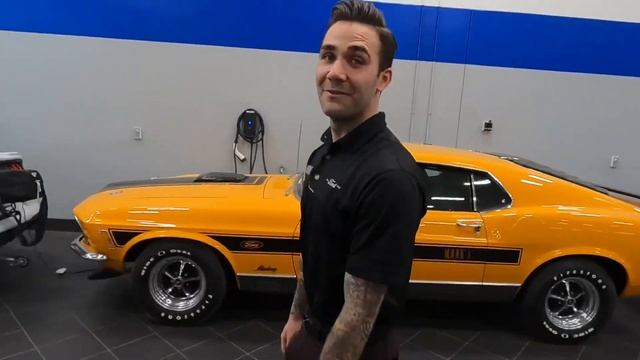 2021 Mustang Mach 1 First Look. Tour of Sam's Packs Mustang Collection. S1000RR Update. смотреть онлайн