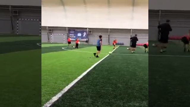 ФК «ВЕКТОР» провел совместную тренировку с ХК «СОЗВЕЗДИЕ» смотреть онлайн