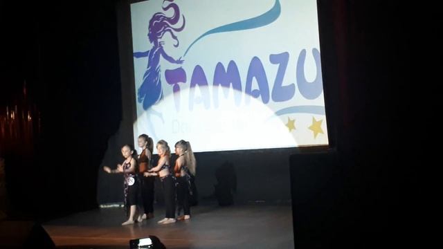 Show Belly Dance.Juveniles.  Groups.