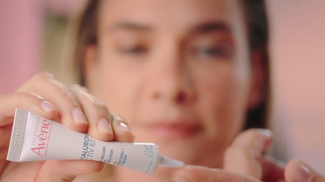 Avène Hyaluron Activ B3 Üçlü Düzeltici Göz Çevresi Bakımı смотреть онлайн