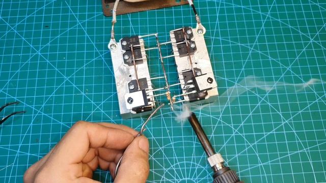 How to make a simple inverter 3000W, 12 to 220v B688, creative prodigy #89 смотреть онлайн