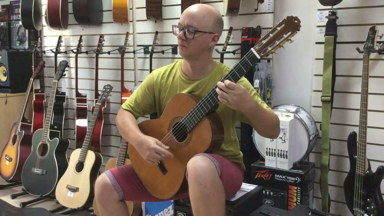 Играем на чешcкой гитаре мастера Vaclav Svoboda смотреть онлайн