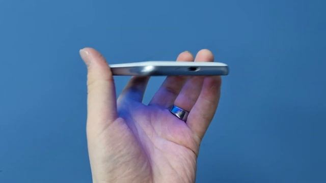 Смартфон Samsung Galaxy J1 (2016) 1/8Gb смотреть онлайн