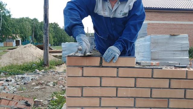Как выложить угол из кирпича смотреть онлайн