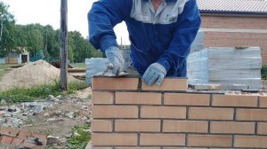 Как выложить угол из кирпича