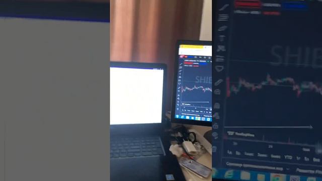 Фундаментальный анализ , технический анализ рынка.Вот так , делают деньги