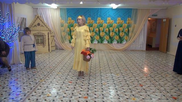 Утренник 8 Марта ДС №16 Росинка гр. Роза 2017 смотреть онлайн