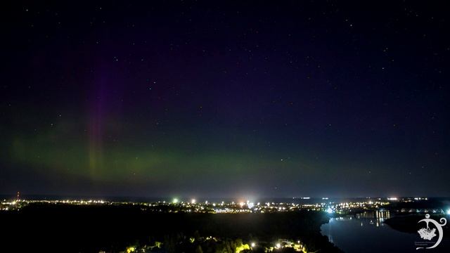 Яркое Северное Сияние над г Котельничем.4K video. смотреть онлайн