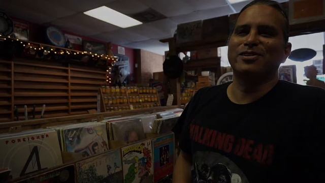 Roman Coyer|Flip Side Record Parlor смотреть онлайн