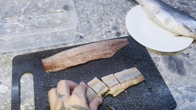 Как быстро засолить Селёдку. Получается как в магазине! Пресервы. смотреть онлайн