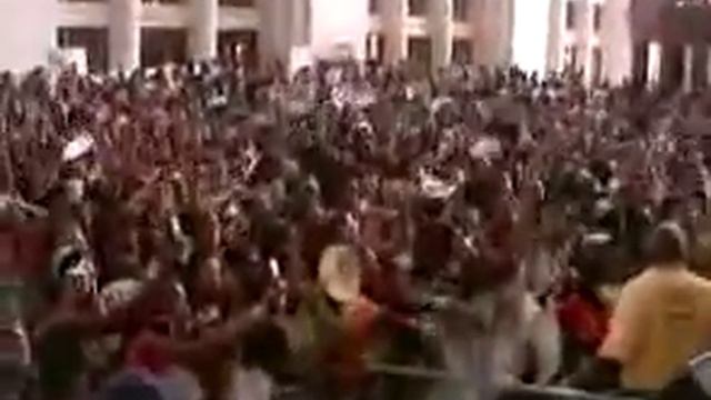 EZ CAM: PLIES SHAWTY WKYS RUSS BUS TOUR LIVE смотреть онлайн