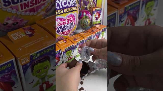 #chupachups #surprise #unboxing #распаковкасюрпризов #чупачупс #шоколадноеяйцо #сюрприз #сюрпризmix смотреть онлайн