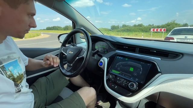 ЭЛЕКТРОМОБИЛЬ CHEVROLET BOLT смотреть онлайн