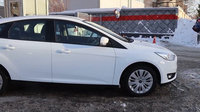 Ford Focus белый смотреть онлайн