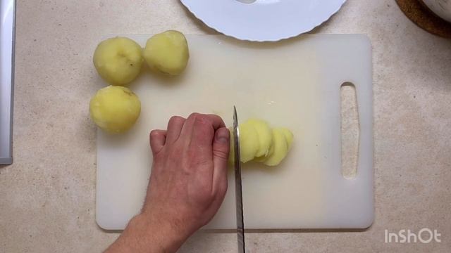 Лосось с картофелем в духовке | Salmon with potatoes in oven смотреть онлайн