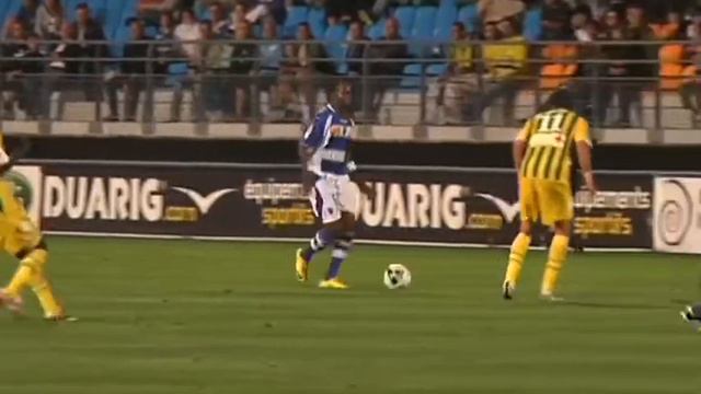 Ligue 2 : Enza Yamissi prolonge à l'ESTAC смотреть онлайн