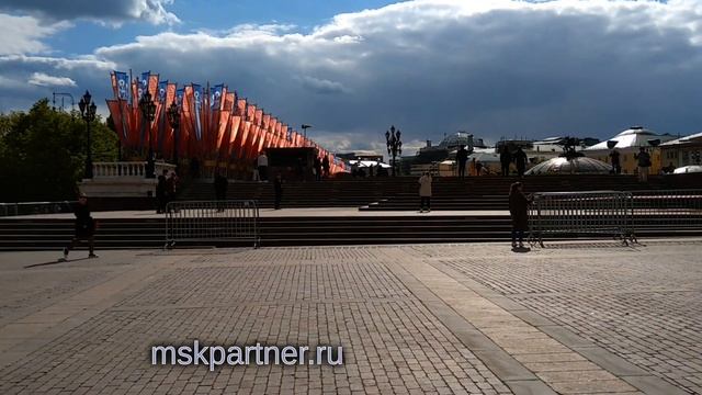 Пешком до Арбата от Кремля смотреть онлайн