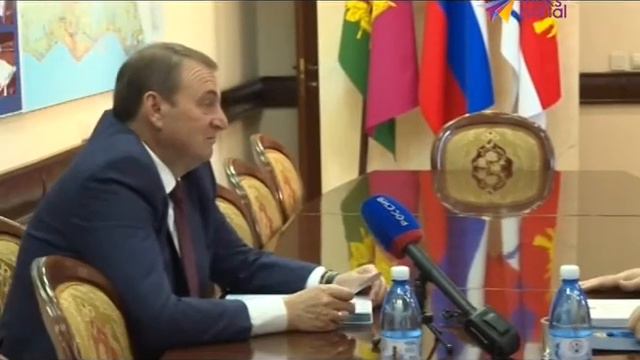 Анатолий Пахомов провёл встречу с губернатором Пензенской области смотреть онлайн