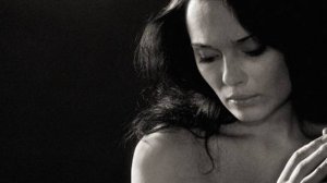 И НЕ НАДО МЕНЯ СУДИТЬ