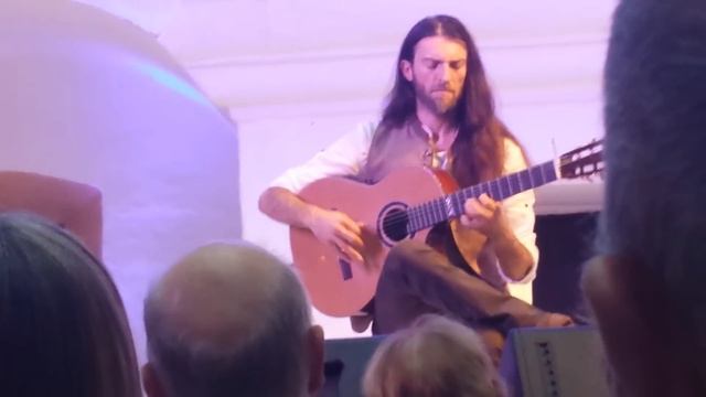 Estas Tonne - Internal Flight